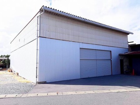 山上町貸倉庫外観写真