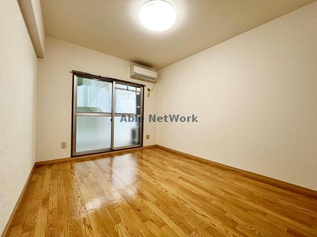 プレステージ多良見の居室