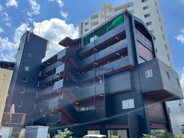 プレステージ多良見の外観