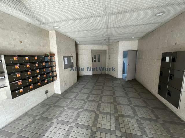 プレステージ多良見のエントランス部分