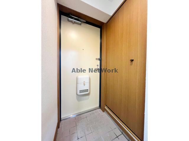 プレステージ多良見の玄関回り