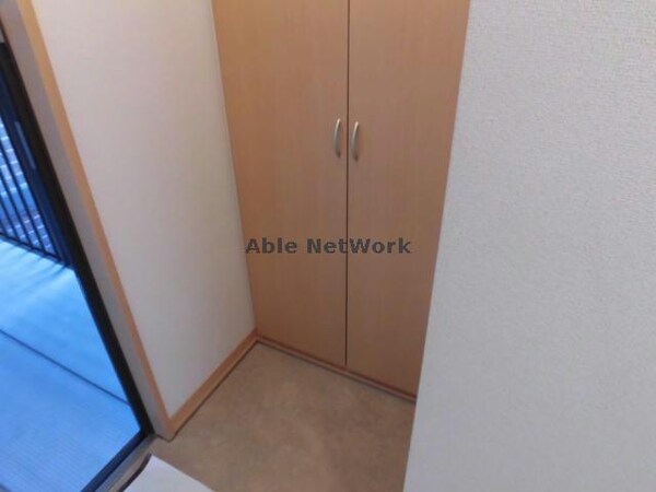 玄関回り(別部屋参考画像)