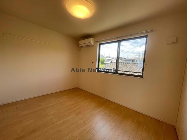 物件内観写真11　(別部屋イメージ画像)