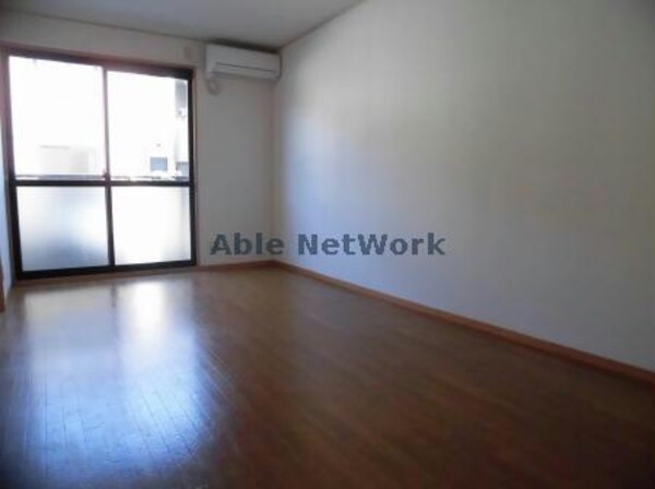 リビングダイニング