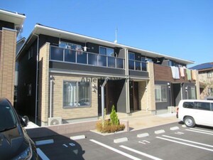 シャルマン　アースリー　Ａ外観写真