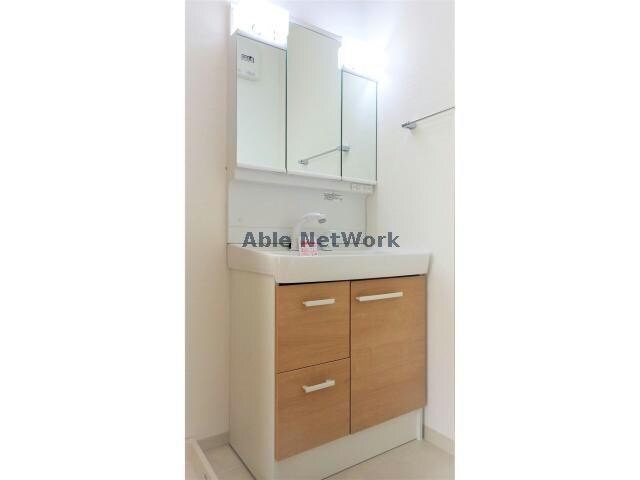 物件内観写真10　(同型モデル参考画像)