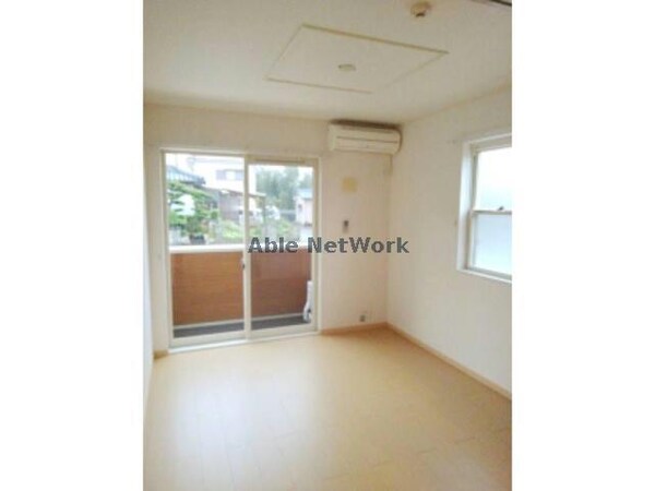 リビングダイニング(別部屋参考写真)