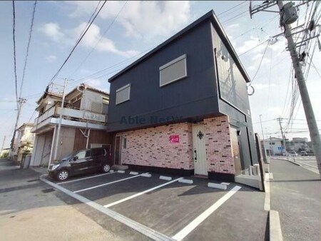 Ｈｉｌｌ’ｓ　１　Ｉｎｔｅｒｓｅｃｔｉｏｎ外観写真