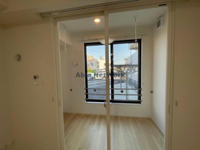 物件内観写真11　(同型モデル参考写真)