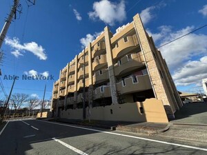 Bari Hills外観写真