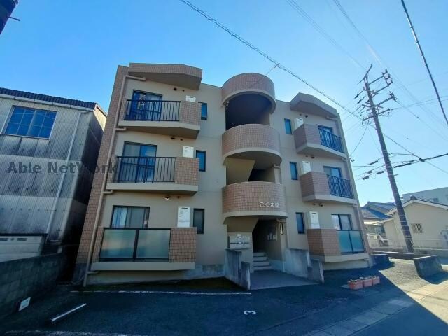 こぐま館の外観