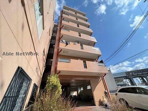 ソサエティ服部外観写真