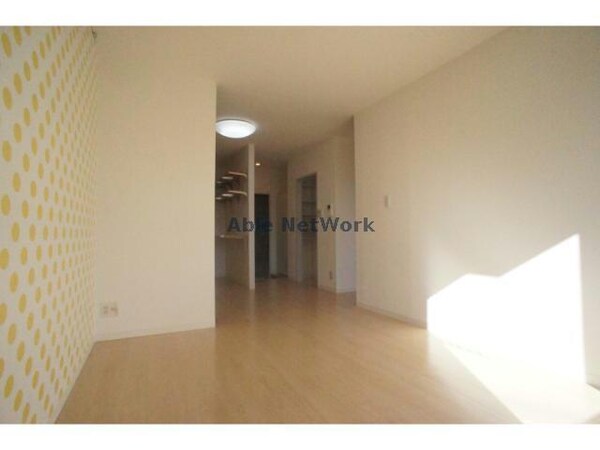 リビングダイニング