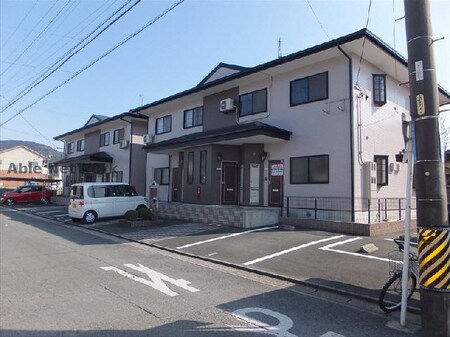 グランデージ牛川外観写真