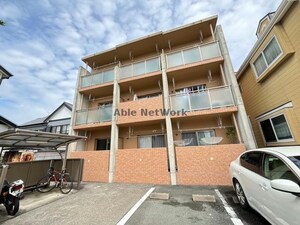 スタジオ・アミ外観写真