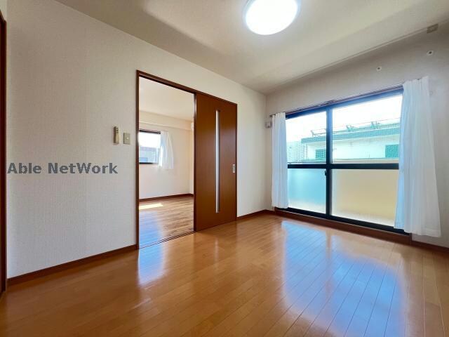 物件内観写真10　(別部屋写真)