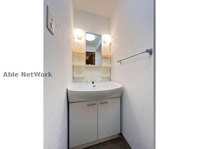 ガーデンコートBrillerの洗面所・脱衣所