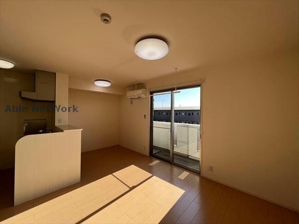 リビングダイニング