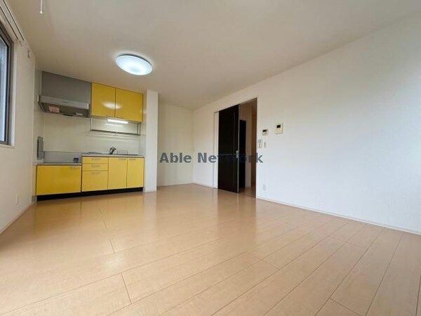 リビングダイニング