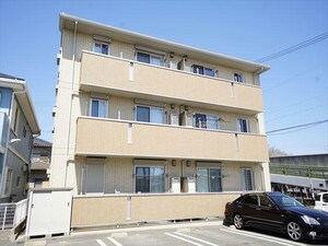 ソフィア　三ツ相A外観写真