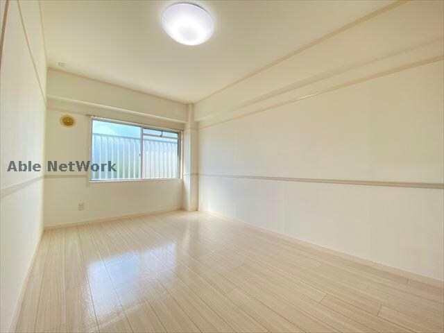 物件内観写真11　(※同型タイプです。（101）)