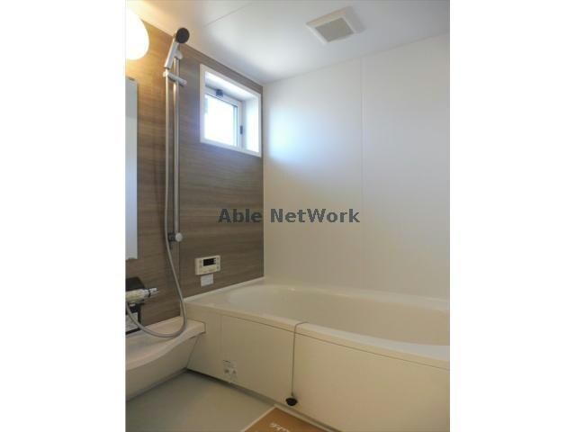 物件内観写真11　(同型イメージ)