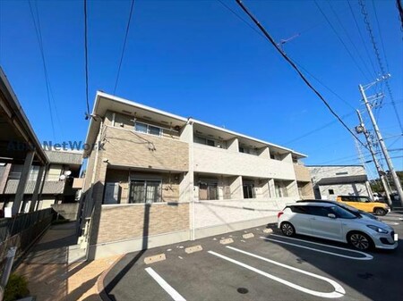 ラインズ山田町外観写真