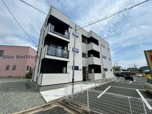 朝風のノーブル外観写真