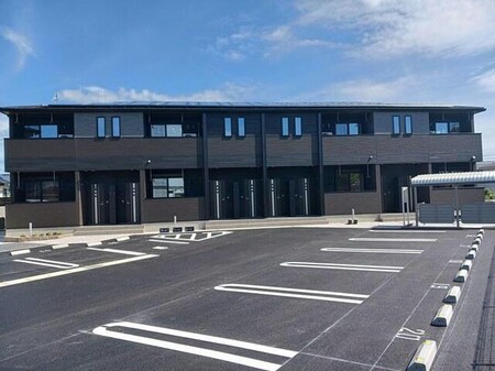 フリージアC外観写真