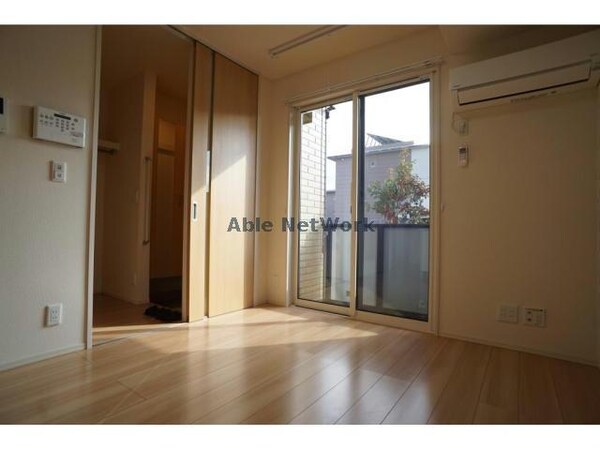 リビングダイニング