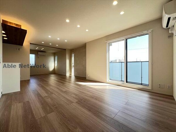 リビングダイニング(※同型)