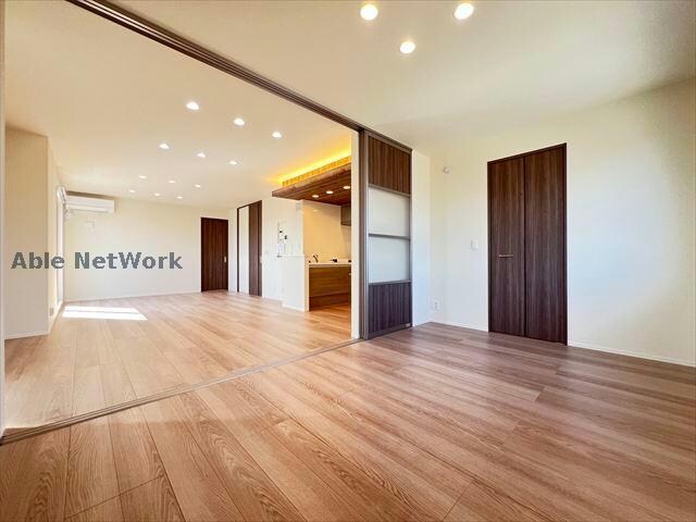 物件内観写真24　(※同型)