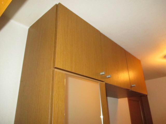 物件内観写真10　(玄関)