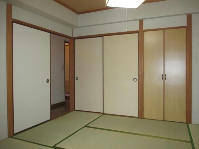 物件内観写真17　(和室)