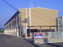 レオパレスベイサージュⅡ若宮の外観写真