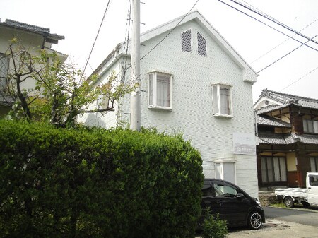 メゾン西岡外観写真
