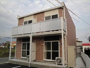 アズール若宮外観写真