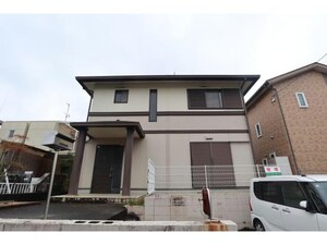 藤﨑邸貸家外観写真