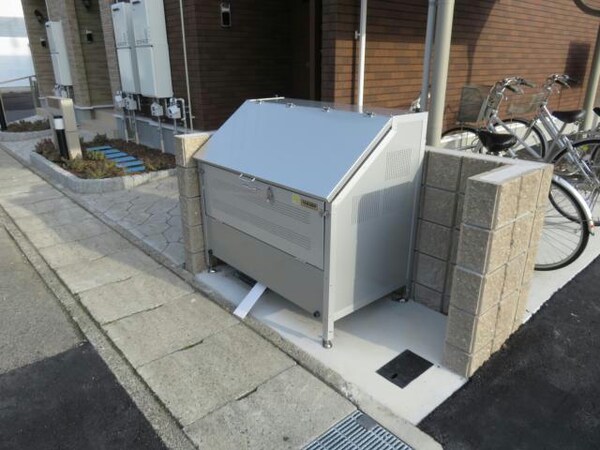 建物設備(ゴミ置場)