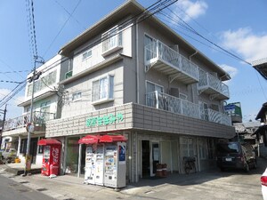 カーネルハウス外観写真