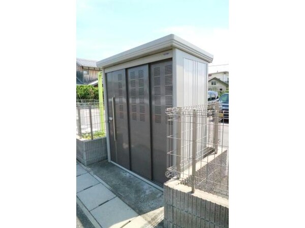 建物設備(ゴミ庫)