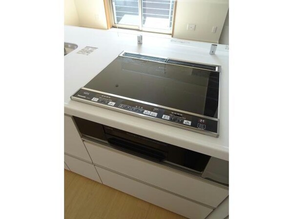 その他設備(ＩＨ調理器(3口))
