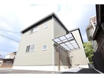 ユイストコートの外観写真