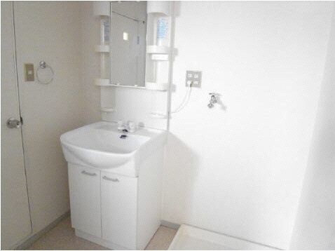 物件内観写真6　(洗面・脱衣所)