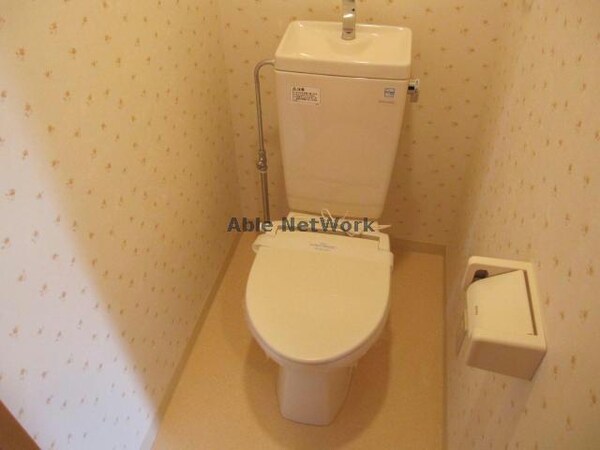 トイレ(※同型タイプです。)