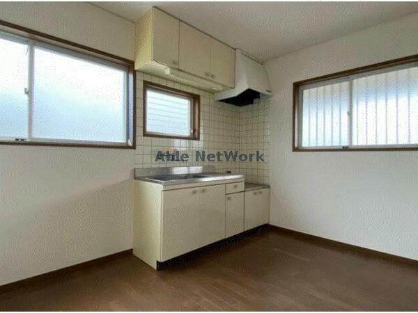 物件内観写真5　(※反転イメージ)