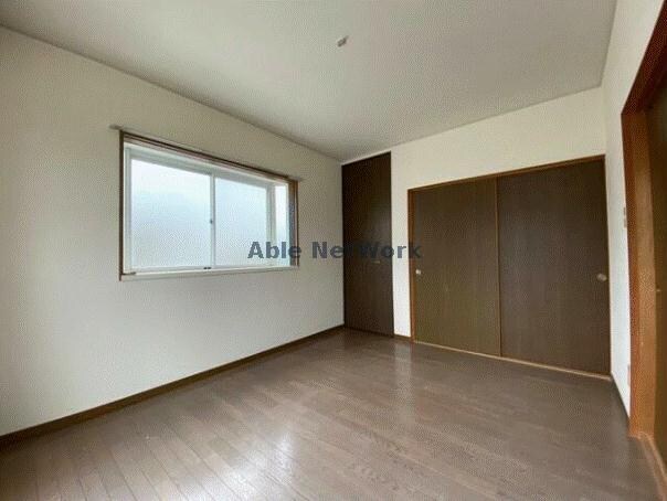 物件内観写真9　(※反転イメージ)