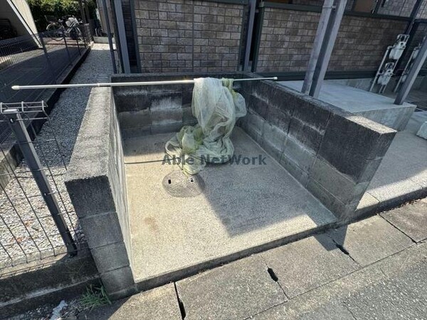 建物設備(敷地内ゴミ捨て場♪)