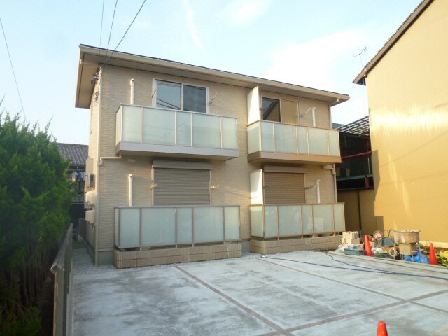 エクラージュ豊川の物件外観写真