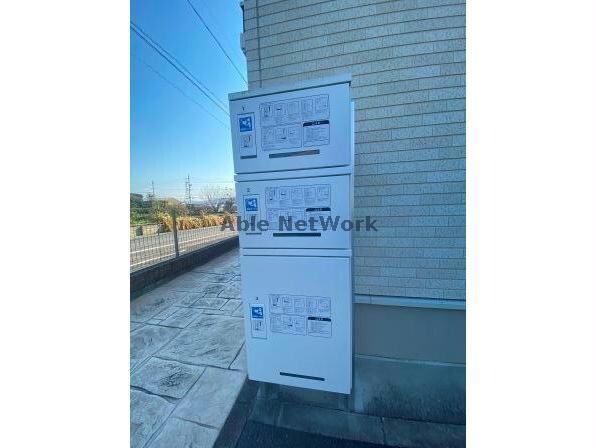 物件外観写真5　(宅配ボックス)